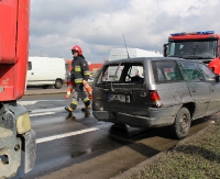 UWAGA: Wypadek na ul. Krakowskiej w Sanoku. Jedna osoba przewieziona do szpitala (ZDJĘCIA)