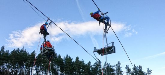 Szkolenie GOPR-owców na wyciągu narciarskim (FOTO)
