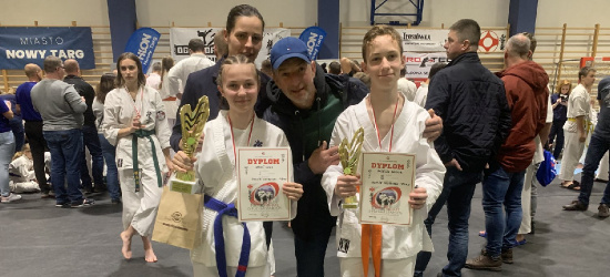 Medale wychowanków klubu karate z Niebieszczan. Złoto i brąz (ZDJĘCIA)