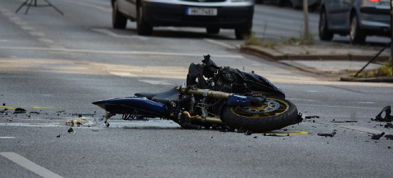 PODKARPACIE. Tragiczny wypadek na A4. Motocyklistka roztrzaskała się o bariery