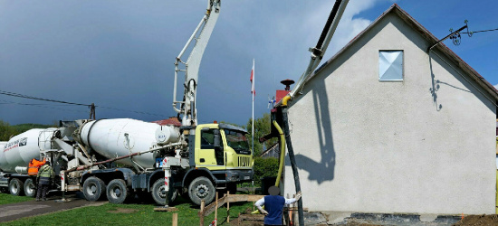 Rozpoczęto prace przy rozbudowie remizy w Mrzygłodzie (ZDJĘCIA)