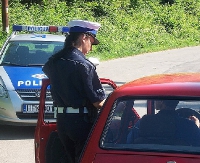 Pijany i bez prawa jazdy wiózł córkę ze szkoły