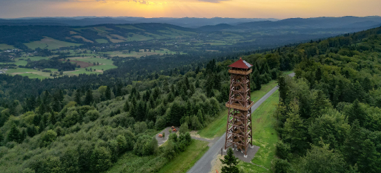 Wojsko szkoli się w Bieszczadach. Ćwiczenia na wieży widokowej na Holicy