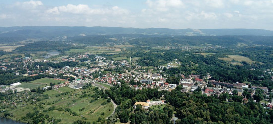 W Lesku Snarski. W Solinie Piątkowski. W Baligrodzie Stępień