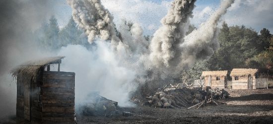 Święto Niepodległości w Gminie Komańcza. Efektowna rekonstrukcja (PROGRAM)