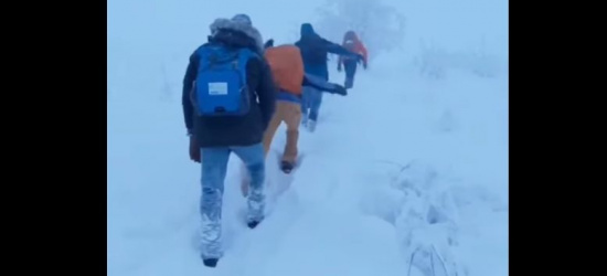 BIESZCZADY: Pobłądzili z powodu trudnych warunków pogodowych (VIDEO)