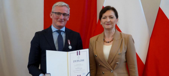 Odznaczenie dla Roberta Pieszczocha, przewodniczącego Rady Powiatu Sanockiego