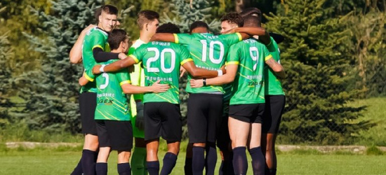PIŁKA NOŻNA: Cosmos Nowotaniec z awansem do III ligi!
