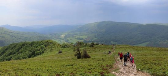 BIESZCZADY: Szlaki drożne, ale jest bardzo ślisko!