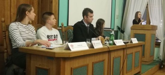 Młodzieżowa Rada Miasta Sanoka będzie współpracować z samorządami szkolnymi (ZDJĘCIA)