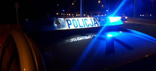 NADOLANY. Pijany kierowca uciekł. Zostawił rannego pasażera!