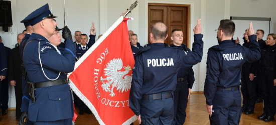 Nowi funkcjonariusze w szeregach podkarpackiej Policji (FOTO)