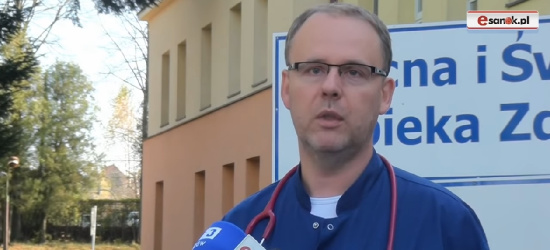 PRZEMYSŁAW GALEJ: „Sytuacja jest krytyczna”. Jakie objawy mają dzieci przebywające w sanockim szpitalu? (WYWIAD)