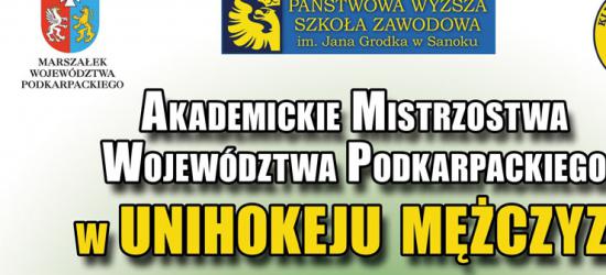 Policjanci kontrolują wycieczkowe autobusy