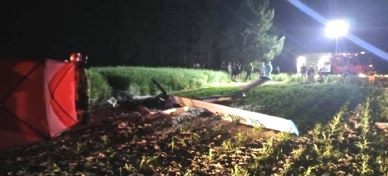 Wypadek lotniczy. Rozbił się motoszybowiec. Nie żyje 19-latek (ZDJĘCIA)
