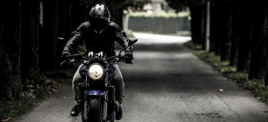 PODKARPACIE. 66-letni motocyklista uciekał przed policjantami. Bał się kontroli alkomatem