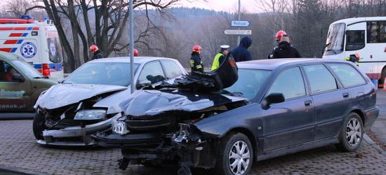 Groźnie pod Zamkiem. Wymuszenie i wypadek gotowy (ZDJĘCIA)