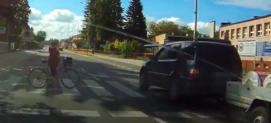 SANOK: Krok od tragedii na pasach! (VIDEO)