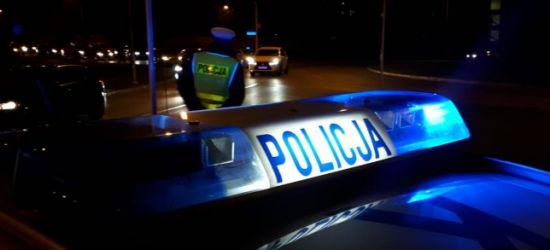 PODKARPACIE. 44-latek jechał z dwiema przebitymi oponami. Był kompletnie pijany