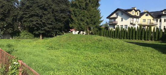 SANOK. Popularna górka zniknie z krajobrazu dzielnicy. Deweloper wybuduje mieszkania (ANKIETA)
