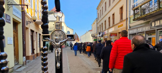 SANOK: Mężczyźni kolejny raz dali świadectwo wiary (ZDJĘCIA)