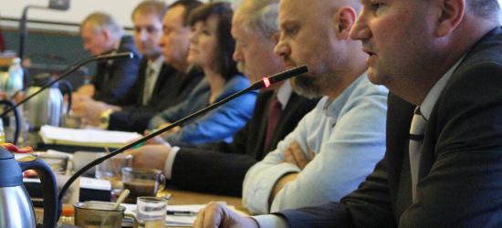 BLOGI esanok.life: ,,Pracujemy…” Jan Wydrzyński o miejskich komisjach
