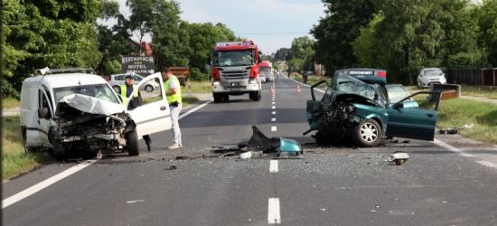 PODKARPACIE: Pijany kierowca, z dożywotnim zakazem, spowodował wypadek (FOTO)