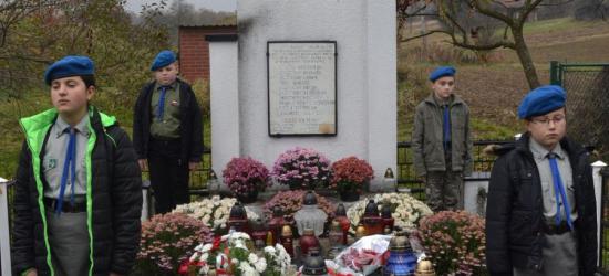 Oddali hołd i uczcili pamięć bohaterów z Falejówki i Pakoszówki (ZDJĘCIA)