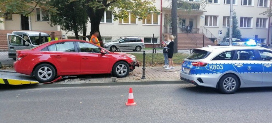 PODKARPACIE. Kierująca wjechała w przechodniów. Ranny 14-latek