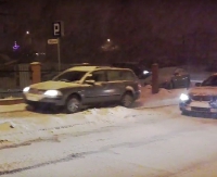 SANOK: Na drodze śnieg i lód? Jedziemy chodnikiem (FILM)