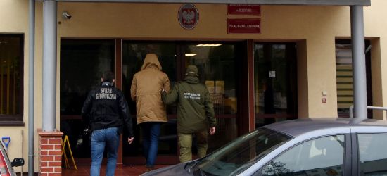 Kasowali do 3000 zł za pomoc cudzoziemcom. Małżeństwo zatrzymane!