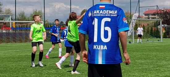 Akademia Piłkarska wprowadza innowacyjne treningi. Piłkarze będą uczyć się języka angielskiego!