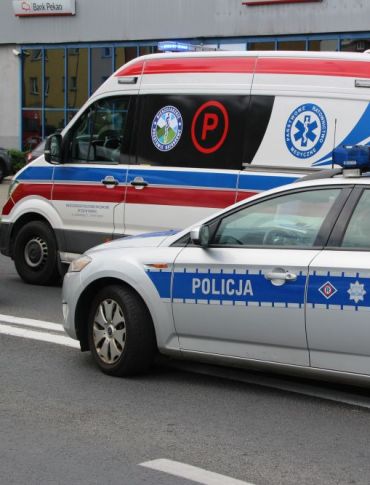 KRONIKA STRAŻACKA: Potrącenie rowerzysty, fałszywy alarm z monitoringu pożarowego i dachowanie