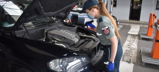 Jest praca. Czekają stanowiska mundurowych
