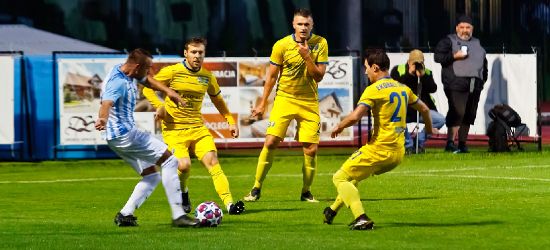 PIŁKA NOŻNA: Derby dla Karpat Krosno. Przegrywamy 0:1