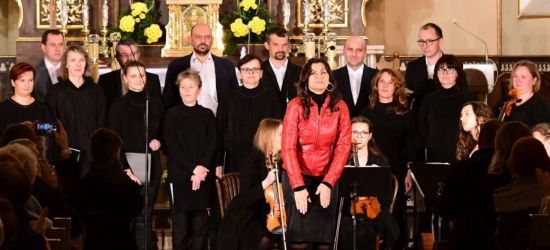 SANOK: Wyjątkowy koncert upamiętniający patronkę śpiewu i muzyki (ZDJĘCIA)