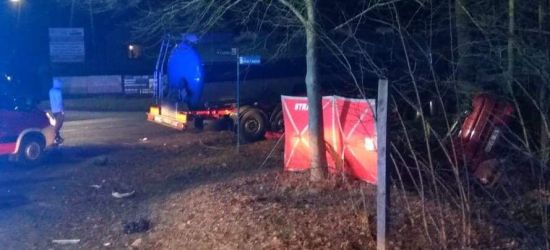 PODKARPACIE: Wjechał pod ciężarówkę. Nie żyje 17-latka (ZDJĘCIA)