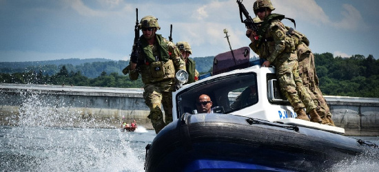 POLAŃCZYK. Wspólne ćwiczenia służb ratowniczych nad Zalewem Solińskim (ZDJĘCIA)