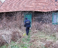 Uratowali mężczyznę przed zamarznięciem