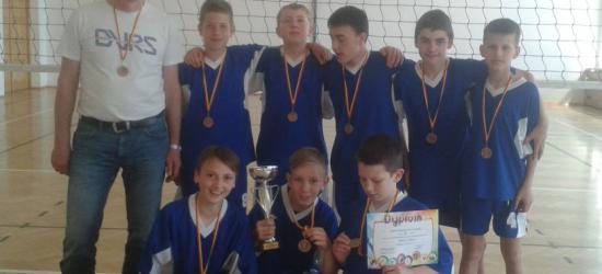 Siatkarze SP nr 4 w Sanoku na podium mistrzostw Podkarpacia