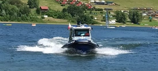 SOLINA: Załamanie pogody. Mężczyzna nie mógł dopłynąć do brzegu (ZDJĘCIA)