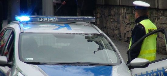 BRZOZÓW: 12-latka mocno krwawiła. Eskorta policji