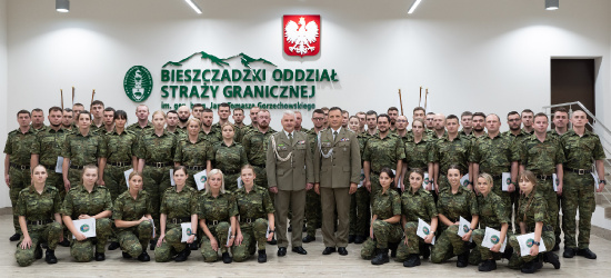 Bieszczadzka Straż Graniczna ma 55 nowych kaprali! (ZDJĘCIA)