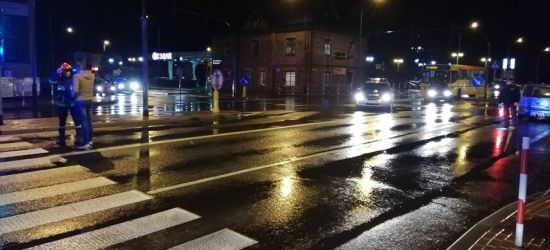SANOK: Groźny wypadek na największym skrzyżowaniu. Siedem osób w pojazdach