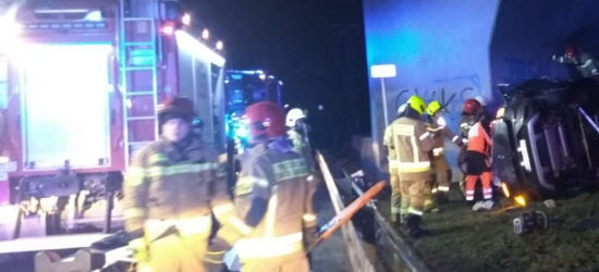 PODKARPACIE: Uderzył w wiadukt kolejowy. Zginął na miejscu (ZDJĘCIE)