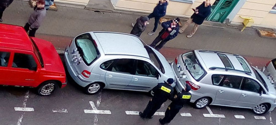 PARKOWANIE PO SANOCKU: Zaparkować łatwo, wyjechać to sztuka (FOTO)