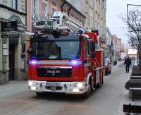 KRONIKA STRAŻACKA: Dachowanie, niebezpieczne sople i pożar sauny