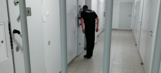 Zatrzymali sprawcę podpalenia samochodu