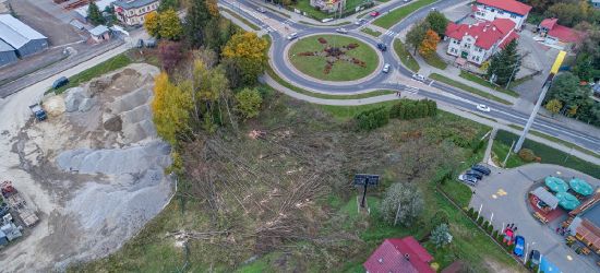 SANOK: Wycinka drzew przy budowie łącznika (FOTO)