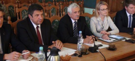 DZISIAJ: Sesja Rady Powiatu. Zobacz porządek obrad